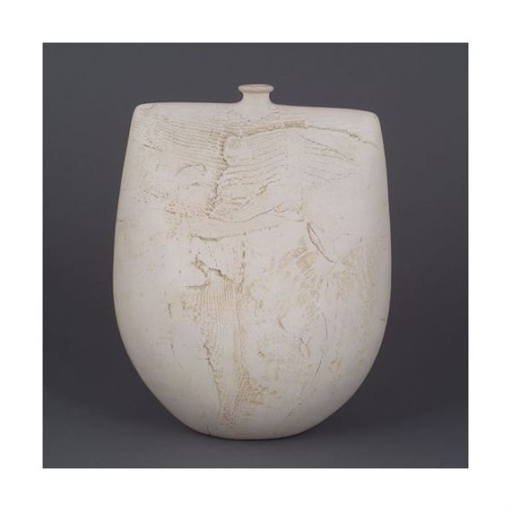 Bottle Form by Peter Hayes, 1988