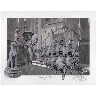 Mango Tai, de la serie Cacahuates Japoneses - Víctor Mora