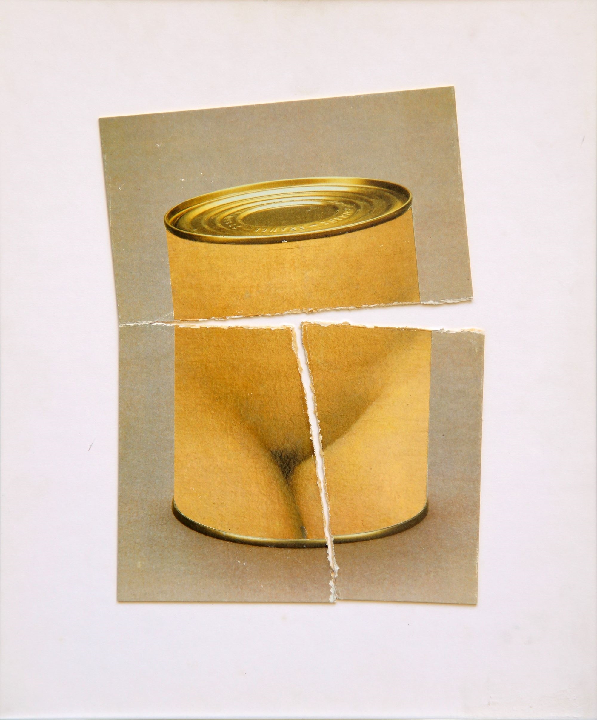 Artwork by Jiří Kolář, Scatola spezzata con pube, Made of collage on cardboard