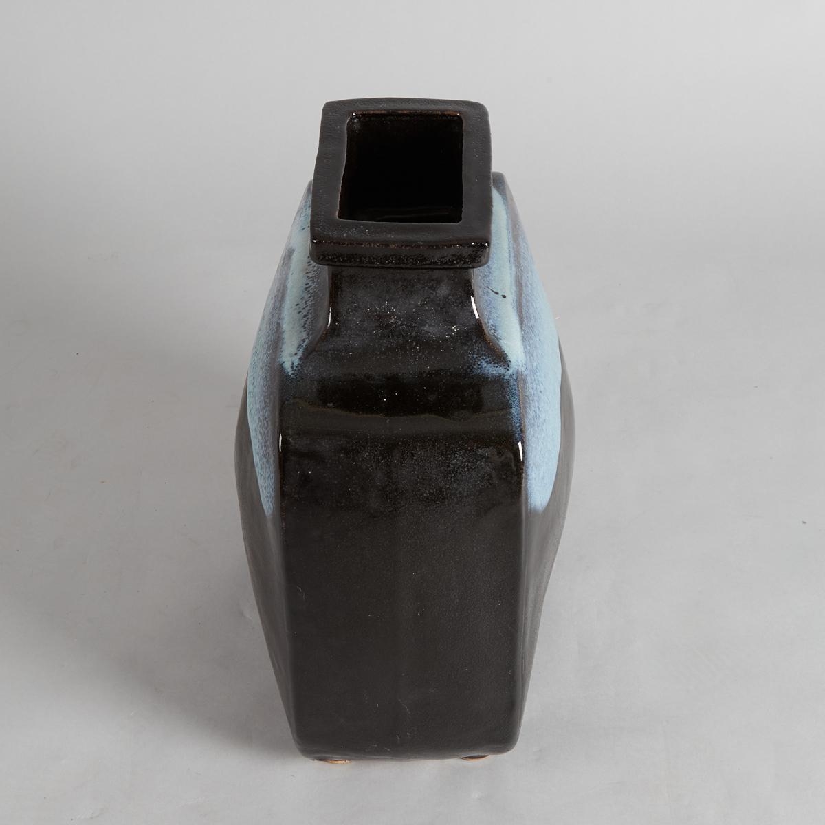 Len Castle | A Len Castle Blossom Slab Vase | MutualArt