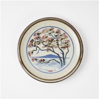A Micheal Lucas And Jill Totty Pottery Wall Plate - Lucas Michael
