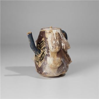 Grandma's Teapot - waiting for grand dad - Laure Prouvost