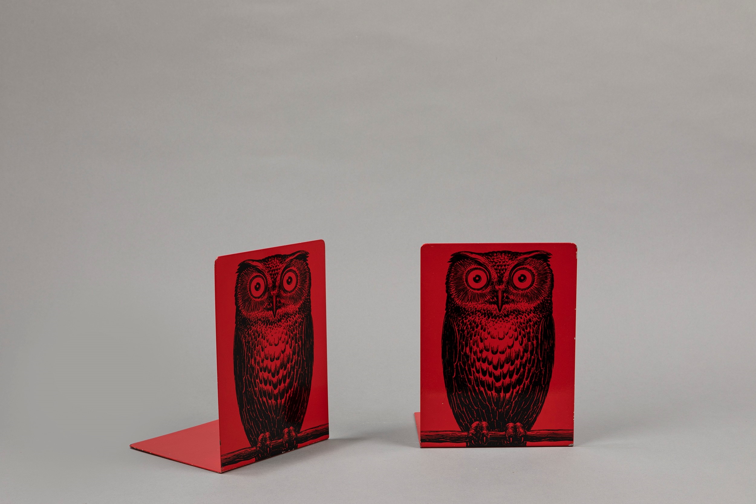 Piero Fornasetti | Two bookends (1950) | MutualArt