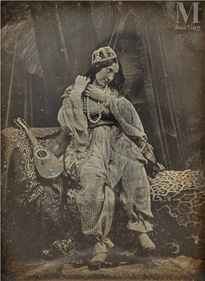 Comédienne assise à la mandoline by Eugène Durieu, c. 1850