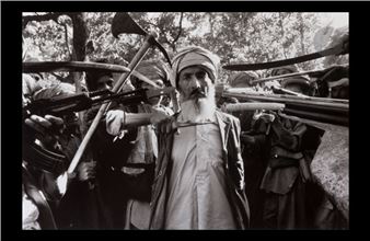 Execution of a traitor. Afghanistan, March 1980 - Alain Mingam