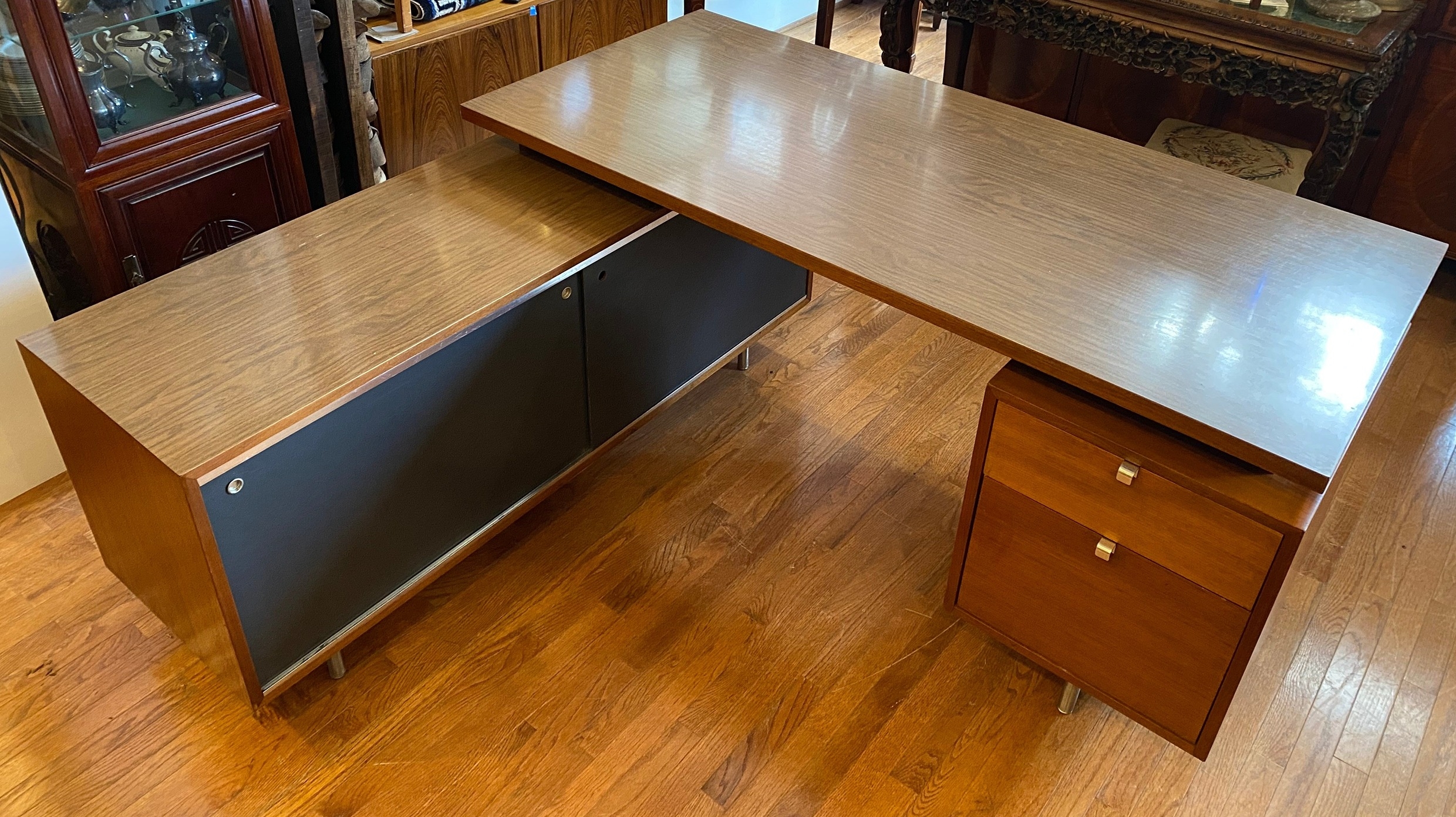 George Laurence Nelson | Executive L-Shaped Desk & Return by GEORGE ...
