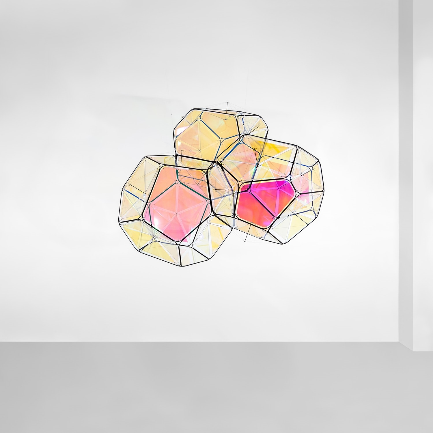 Artwork by Tomas Saraceno, NGC 5090/M+1, Made of metal, plexiglass iridescent, steel thread and fishing line