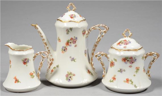 ミュージシャン the GazettE 19TH ANNIVERSARY TEA SET Tea set - Wikipedia