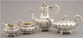 A WILLIAM IV SILVER MELON-SHAPED TEA AND COFFEE SERVICE, WIT - Edward Barnard