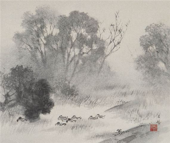 Lapwing on pond - Suisho Nishiyama