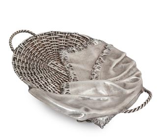 An exceptional Russian .875 silver trompe l'oeil bread basket - Mikhail Ovchinnikov