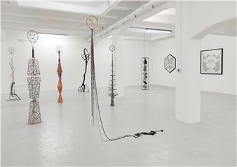 Leonardo Ulian: Shapes of Worlds of Shapes - The Flat - Massimo Carasi 