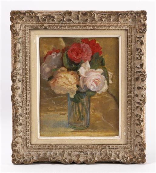 Still life with a bunch of roses. Oil on canvas. Signed lower left. 27 x 22 cm. by Lucien Réne Mignon