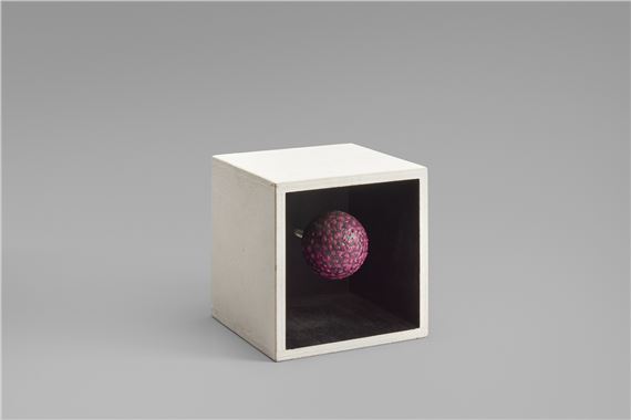 Magenta-Kugel (BÖER-5) by Kuno Gonschior, 1995