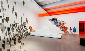 The Politics of Air: Goma’s Blockbuster Exhibition Is an ‘Incredibly Powerful’ Ode to an Element