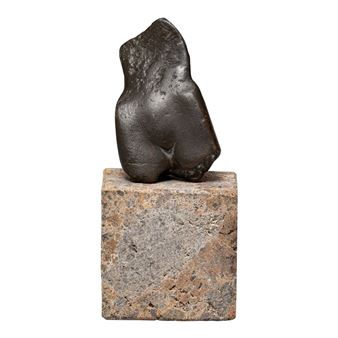 Small female torso. - Rudolf Kurz