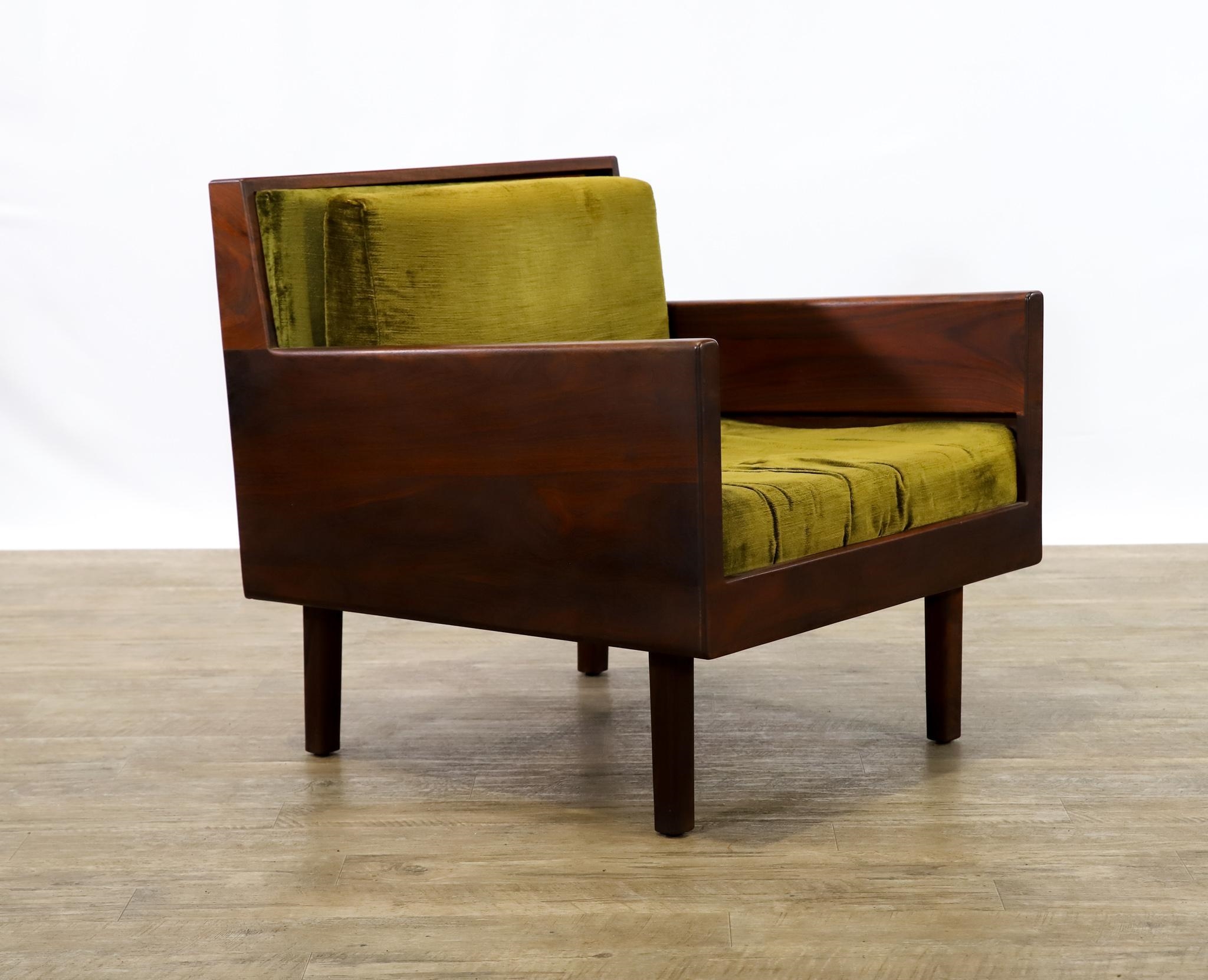 Artwork by Harvey Lowe, Sofa on slightly tapered square legs with multicolored diamond flame upholstered removable seat and back cushions, Made of olive green upholstery