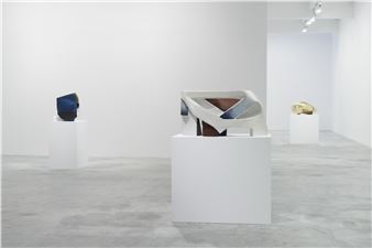 Vincent Fecteau - Matthew Marks Gallery, New York (523 W 24th)