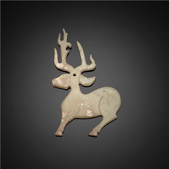 Zhou Dynasty | A RARE STAG-FORM LIGHT GREEN JADE PENDANT (1995) | MutualArt