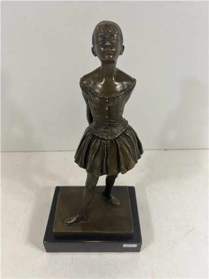 La petite danseuse by Edgar Degas