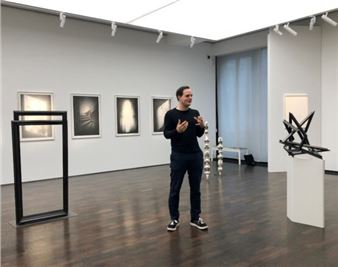 Simon Schubert: Reflections - Galerie Thomas / Thomas Modern