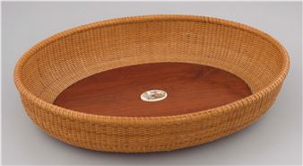 LARGE NANTUCKET BASKET - L. Reilly