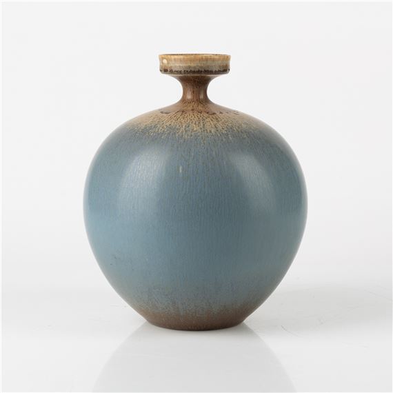 Sven Wejsfelt | Sven Wejsfelt, a stoneware vase, Gustavsberg