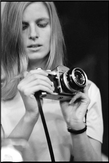 Arizona Retrospective Spotlights Linda McCartney's Photography - InsideHook