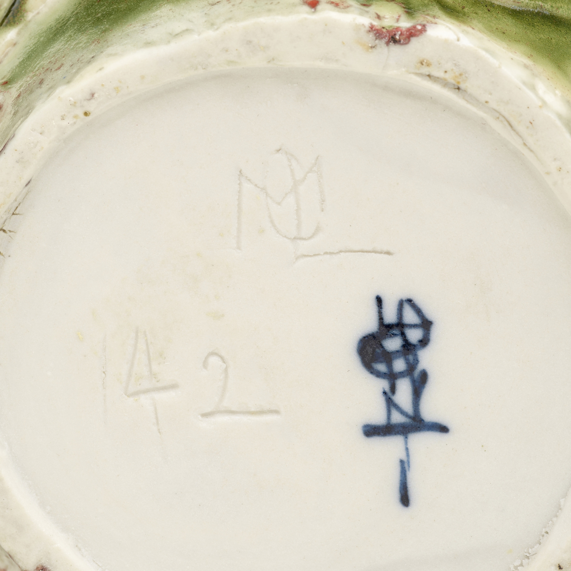 Artwork by Mary Louise Mclaughlin, Exceptional Losanti vase with grapevines, Made of glazed porcelain