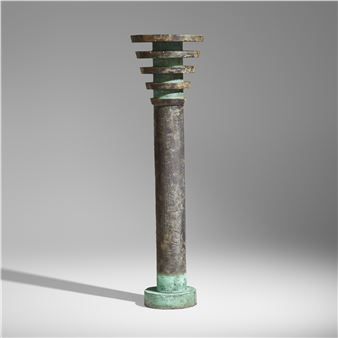 Column - Howard Ben Tré