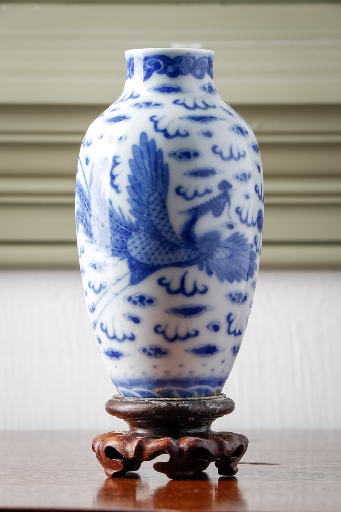 Yongzheng Blue & White Chinese Bud Vase, Yongzheng Mark MutualArt