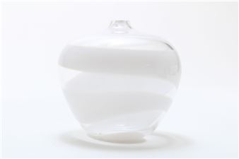 Vase - Charles Meaker