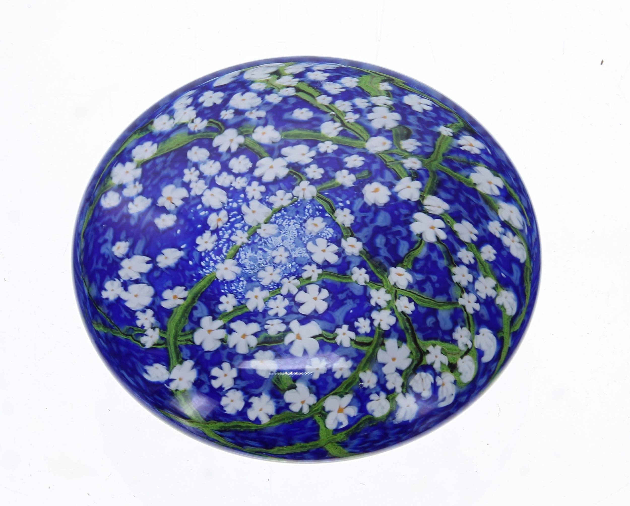 Peter Raos | glass paperweight (2002) | MutualArt
