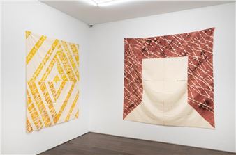 French Artist André-Pierre Arnal Subverts Formal Elements of Painting, Gives Viewers ‘Glimmer of Light’