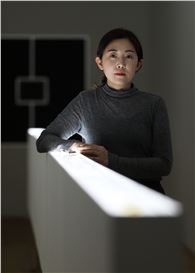 Artist Jun Hye-joo Wins 22nd Songeun Art Award