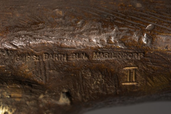 Artwork by Gerhard Marcks, Laufende Katze, Made of Bronze with brown patina