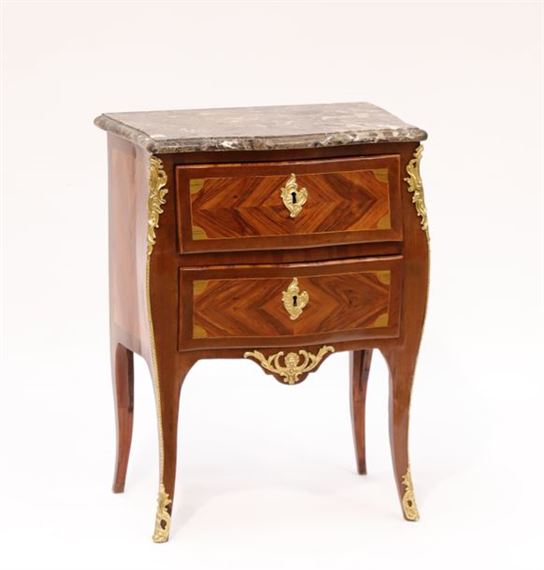 SMALL GALVED COMMODE LOUIS XV by Andre Antoine Lardin