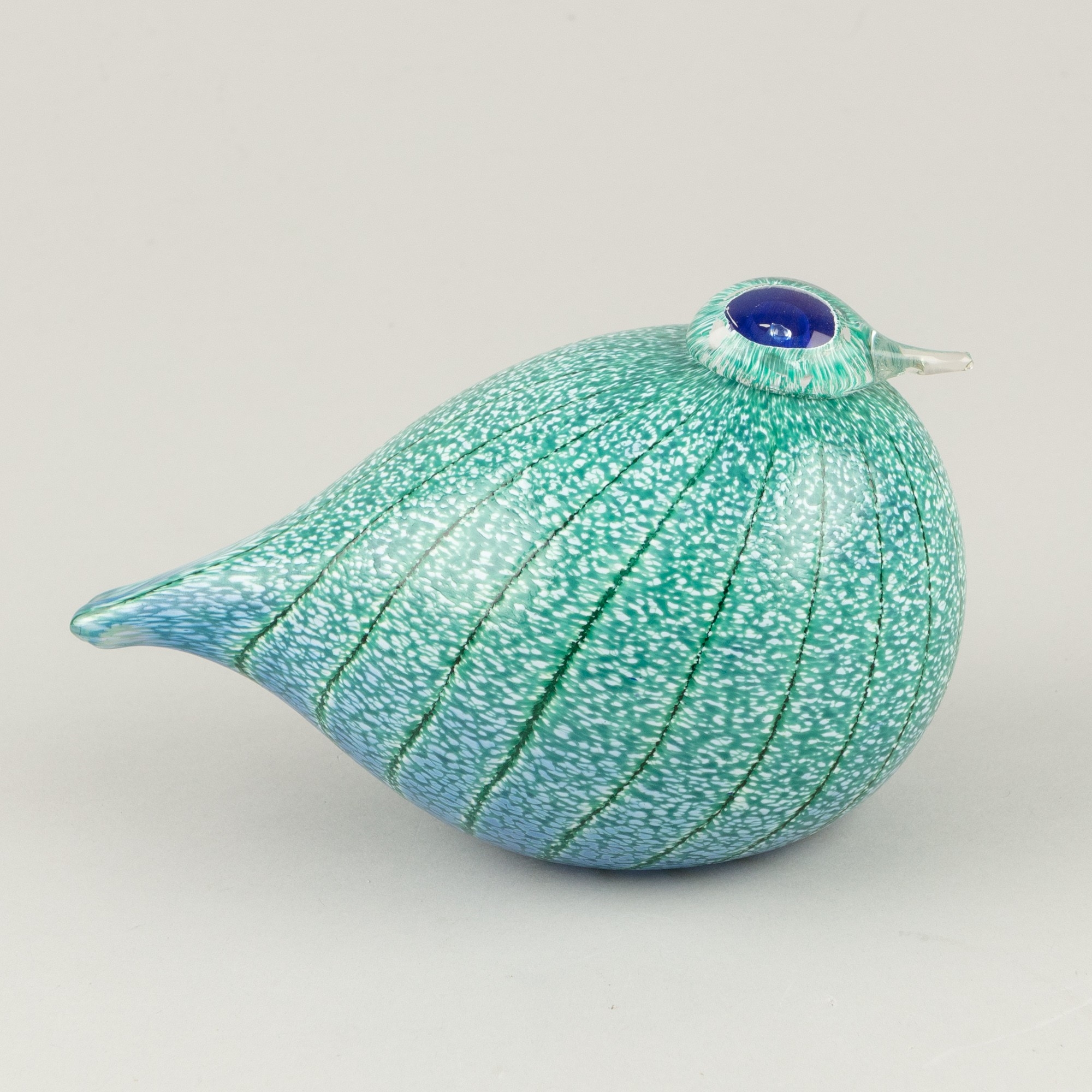 Artwork by Oiva Toikka, Bird, Made of glass