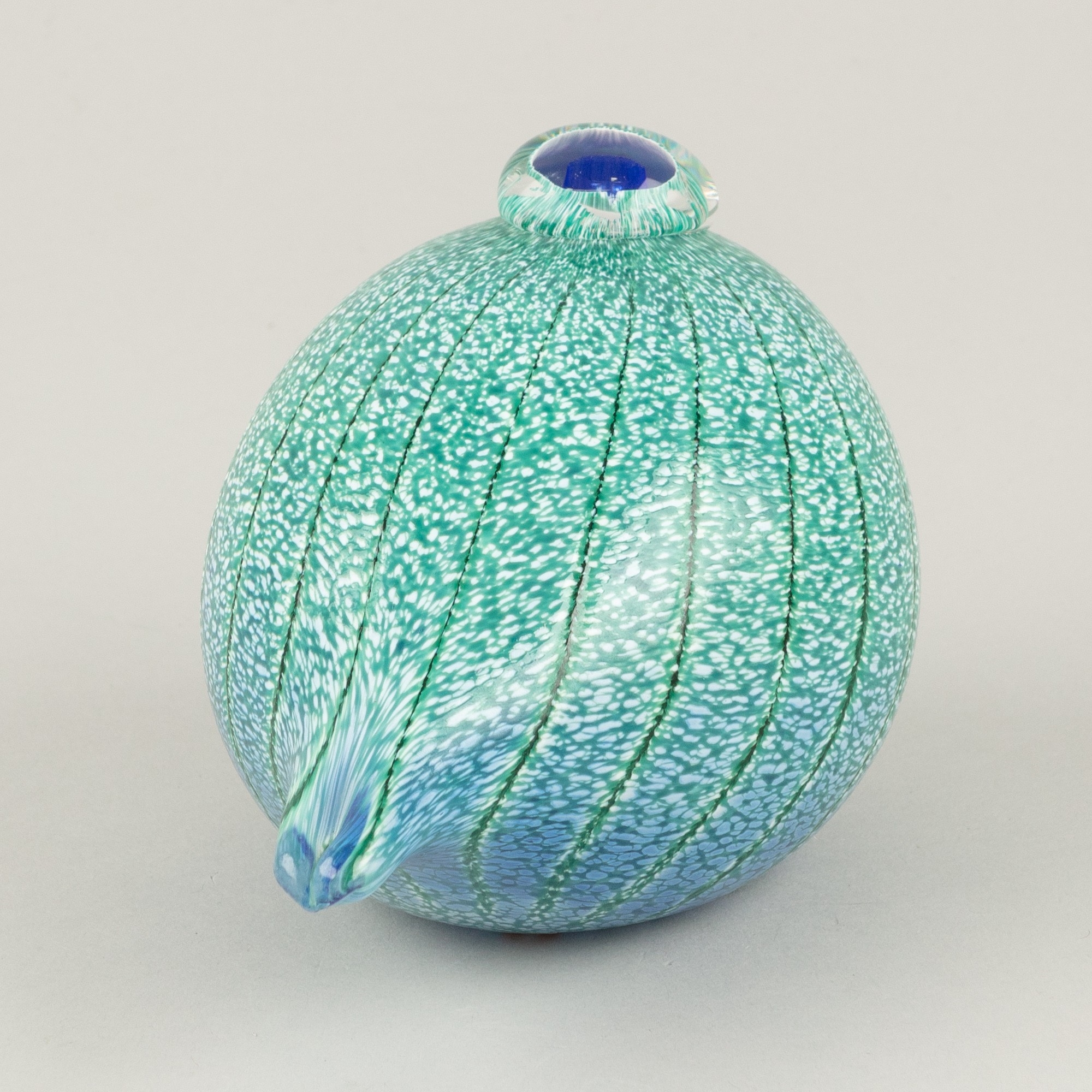 Artwork by Oiva Toikka, Bird, Made of glass