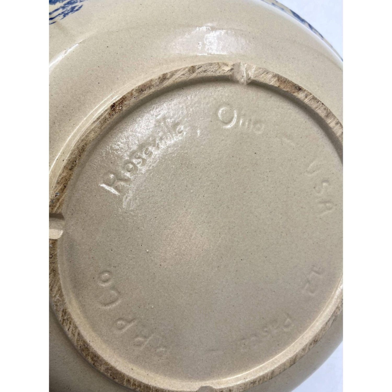 Roseville Pottery | Vintage Roseville Pottery Bowls | MutualArt