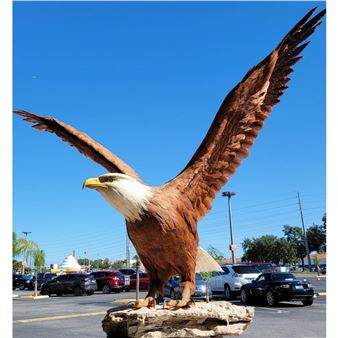 Mike Davis American Bald Eagle Sculpture Signed - Mike Davis