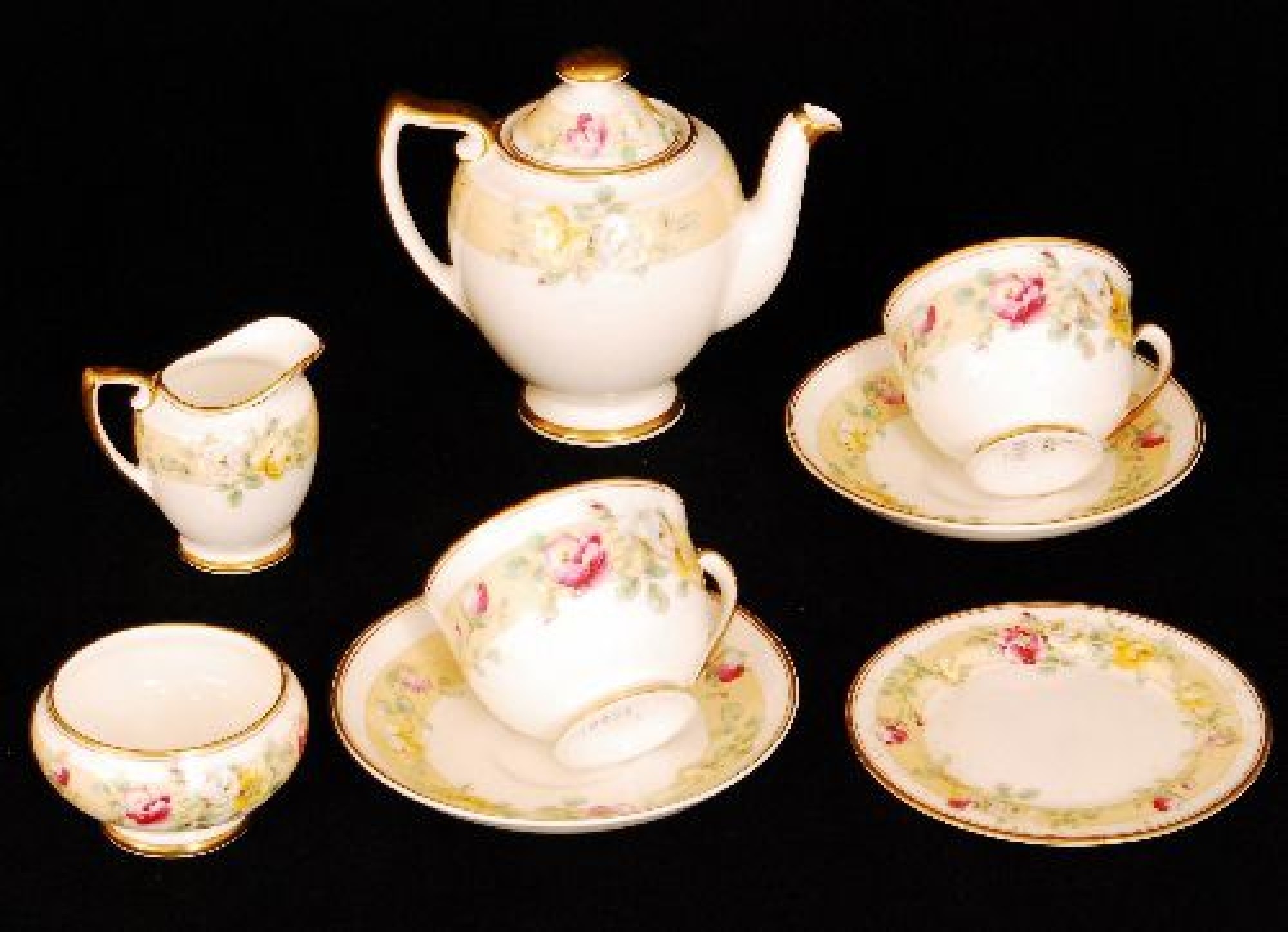 royal-doulton-a-1930-s-royal-doulton-breakfast-service-comprising