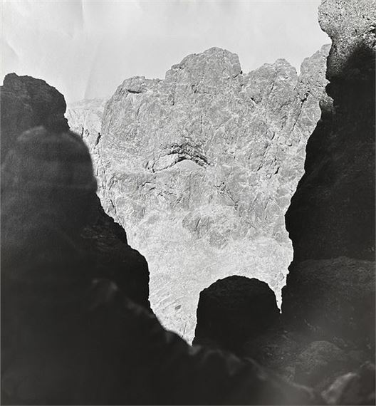 MONTAGNE Corse : le trou du Tafonato "tête trouée" vu depuis l'escalade de la Paglia Orba by Louis Ingigliardi, août 1965