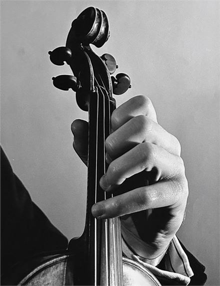 MUSIC Yehudi MENUHIN (1916-1999) by Louis Ingigliardi, January 1960