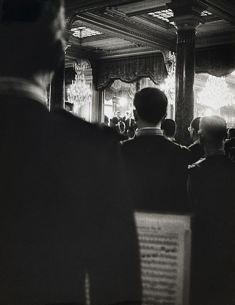 Artwork by Louis Ingigliardi, HEAD OF STATE Swearing-in of Charles de Gaulle, Made of silver print