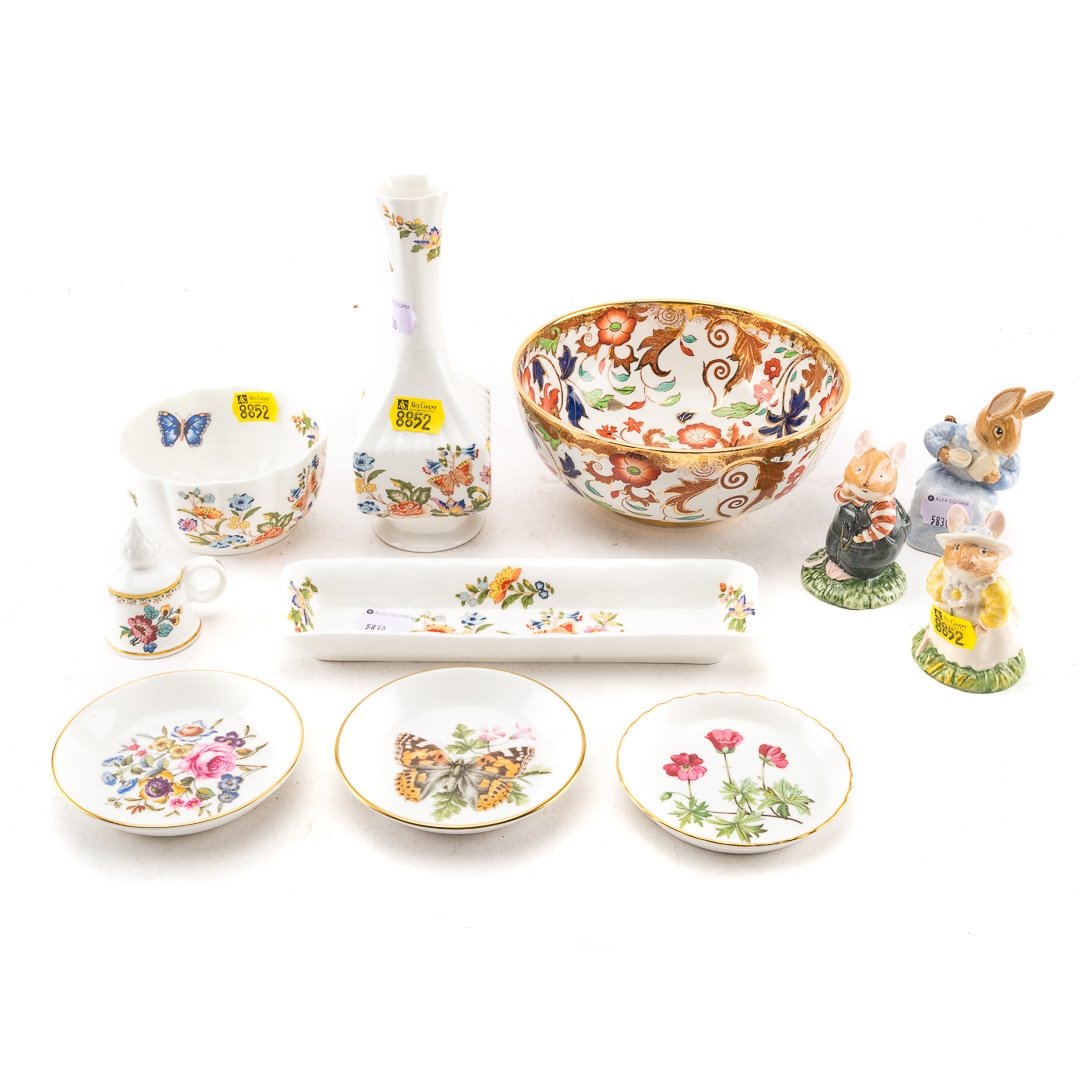 Royal Doulton 11 assorted English china articles MutualArt