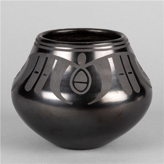 Blackware Jar with Design by Maria Montoya Martinez, Popovi Da