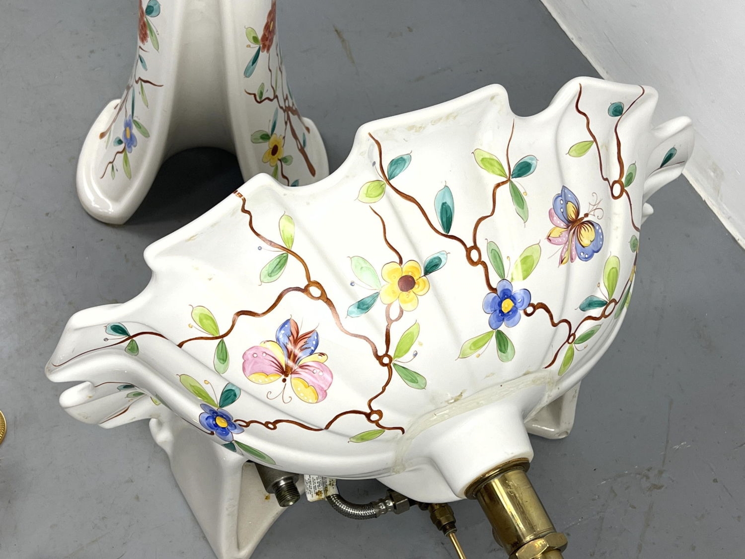 Sherle Wagner | SHERLE WAGNER Porcelain Bathroom Sink and Fixtures ...