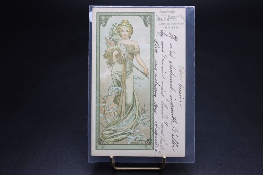Alphonse Mucha | Une carte postale verticale et timbrée et oblitérée ...