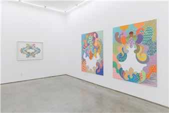 Carolina Ponte: Adornando El Absurdo - Galeria Enrique Guerrero